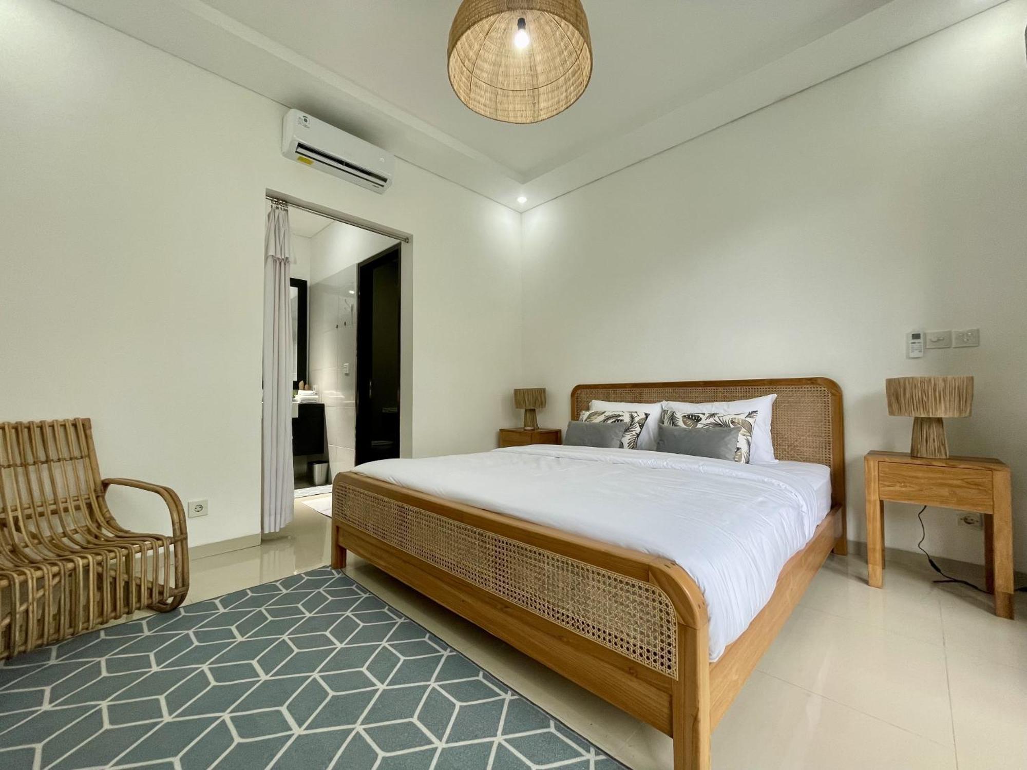 Loli Villa Sanur (Bali)